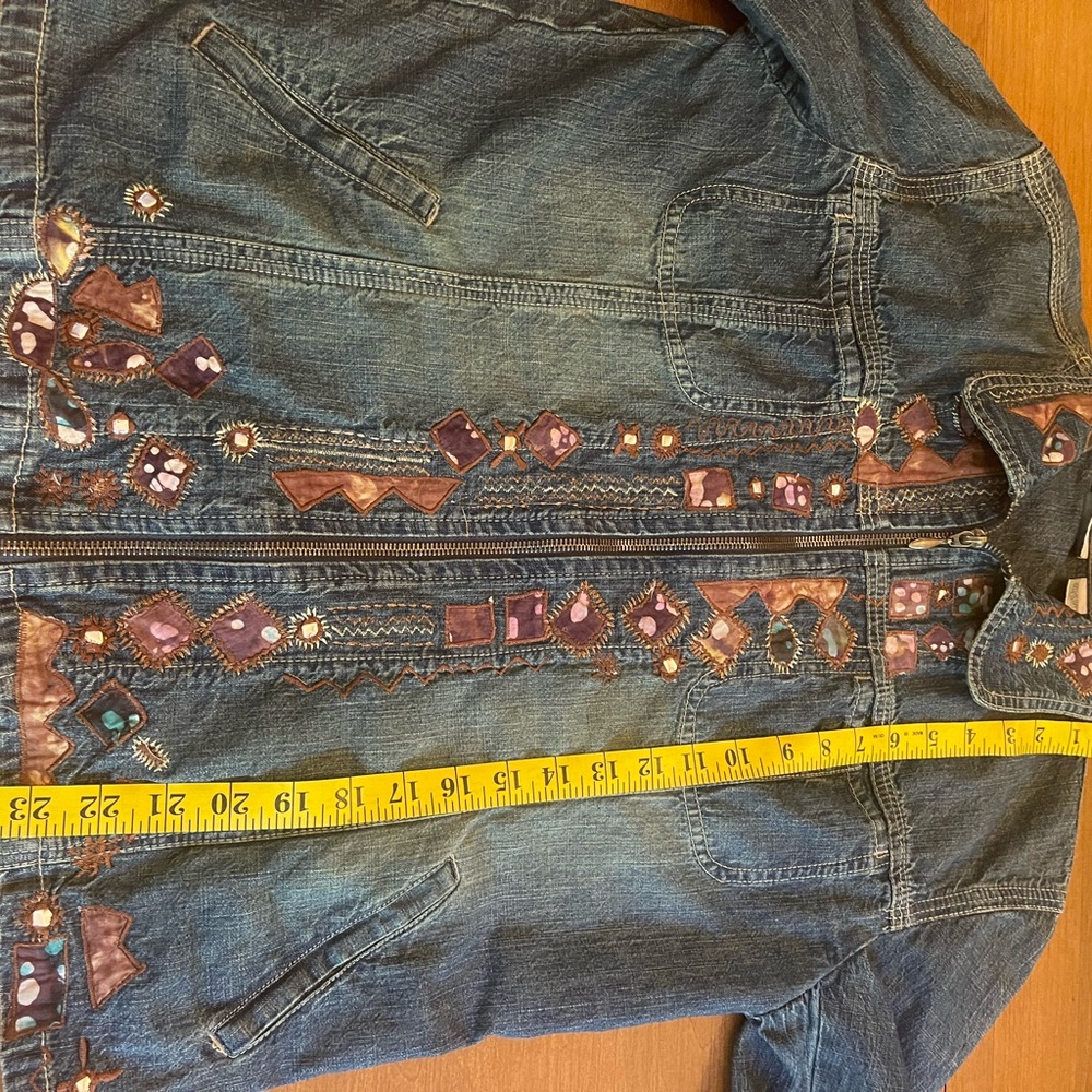 Vintage Chico's Embellished Art to Wear Denim Jacket Size 1 (medium) - Picture 8 of 8